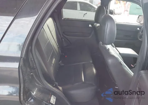 2012 Ford Escape Limited z USA, uszkodzony, nr VIN 1FMCU0EG1CKA66908